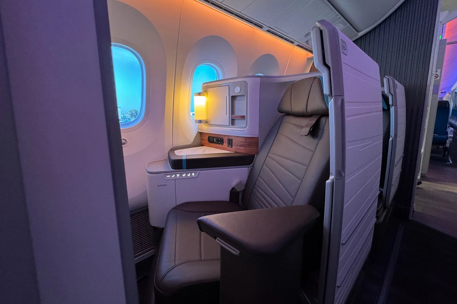 Alaska Airlines 787-9 Adient Ascent Business Class suite with doors