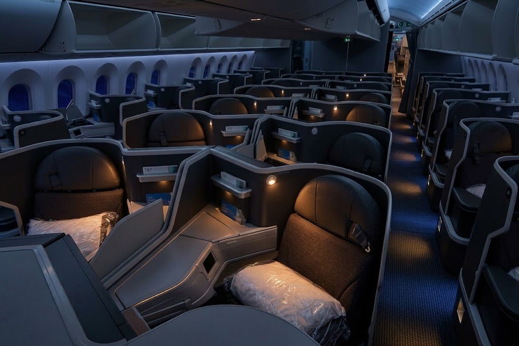 American Airlines Boeing 787-9 business class, 1-2-1 Super Diamond seats without doors