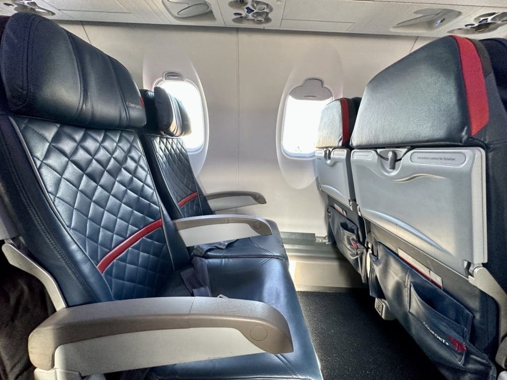 Delta Connection Embraer 170 Main Cabin with 2-2 seating