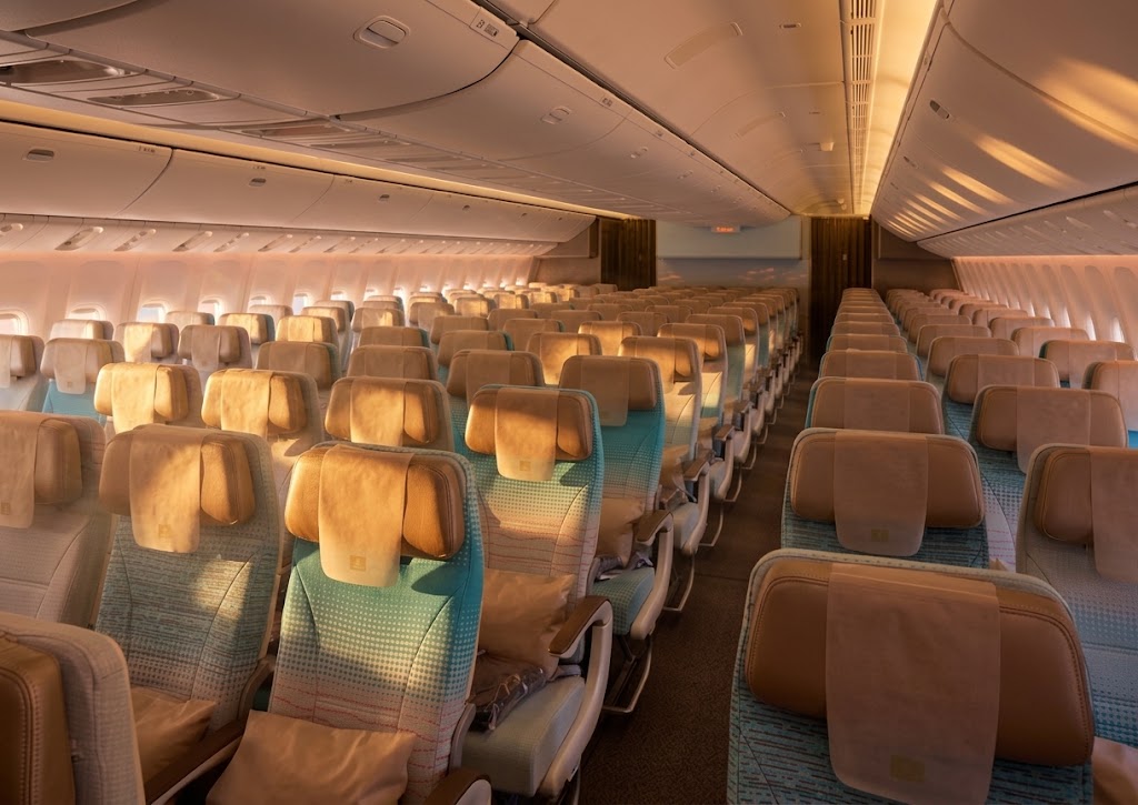 Emirates Boeing 777-200LR economy cabin
