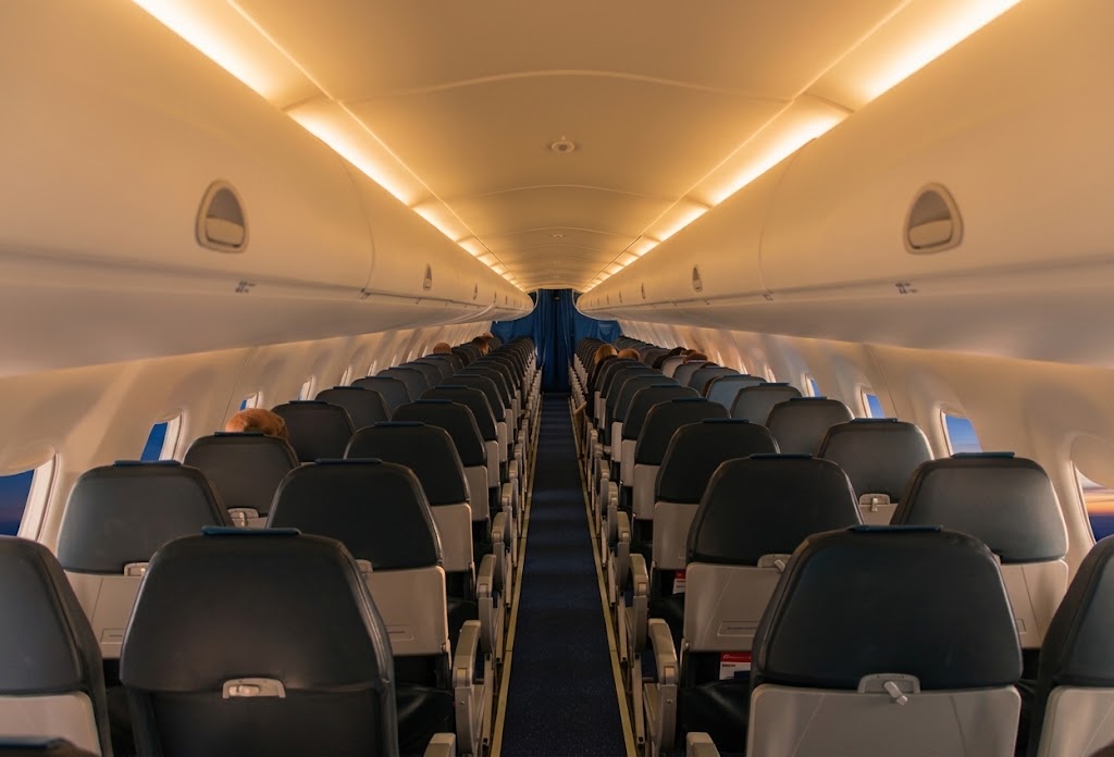 KLM Cityhopper Embraer 175 cabin