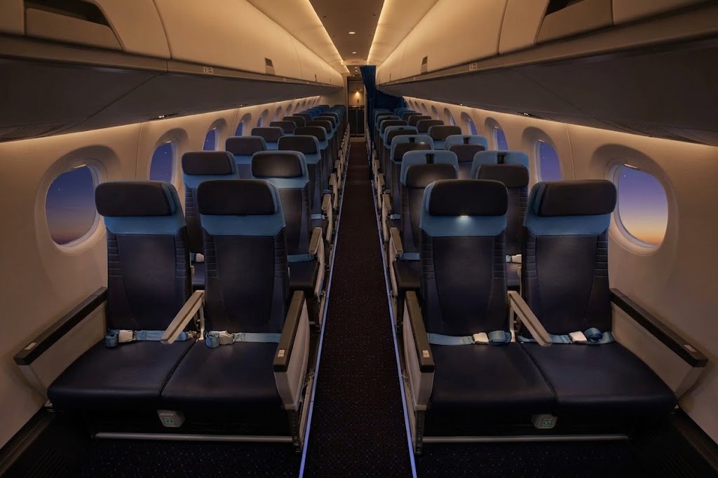 KLM Cityhopper Embraer 195-E2 cabin, 2-2 seating