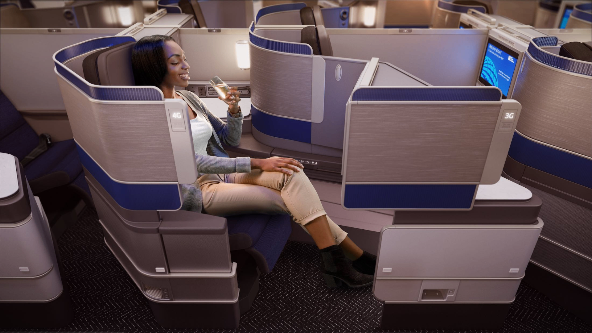 United Airlines 767-400ER Polaris 1-1-1 Business Class