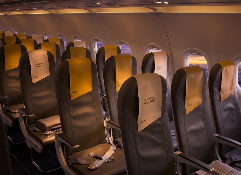 Vueling A321neo economy cabin