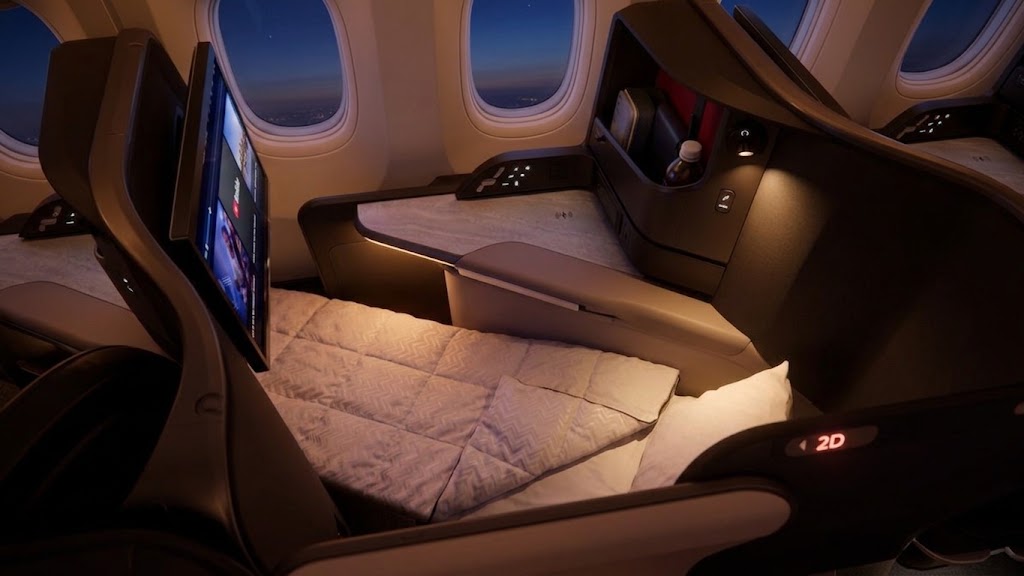 Delta One suite on the Airbus A350-1000 in a 1-2-1 layout