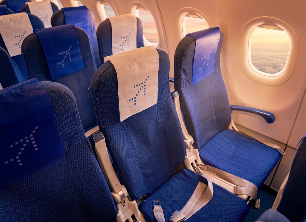 IndiGo A320ceo economy cabin
