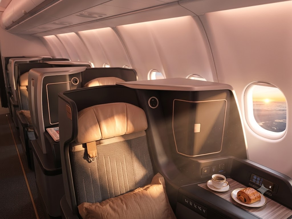 STARLUX Airlines A330-900neo Safran Skylounge Core Business Class cabin