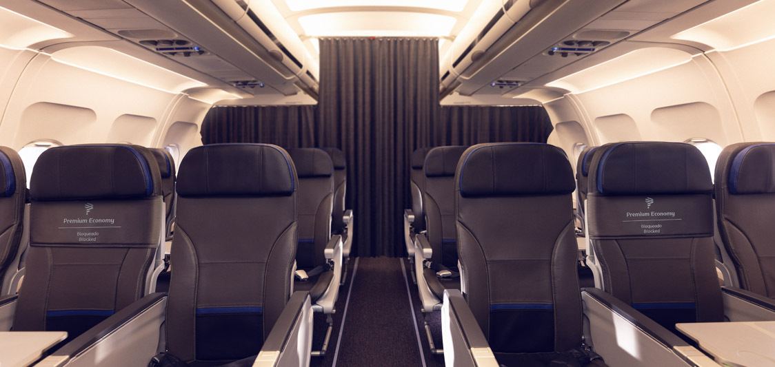 LATAM Premium Economy cabin on the Airbus A321, showing the blocked centre seats in rows 1 to 3