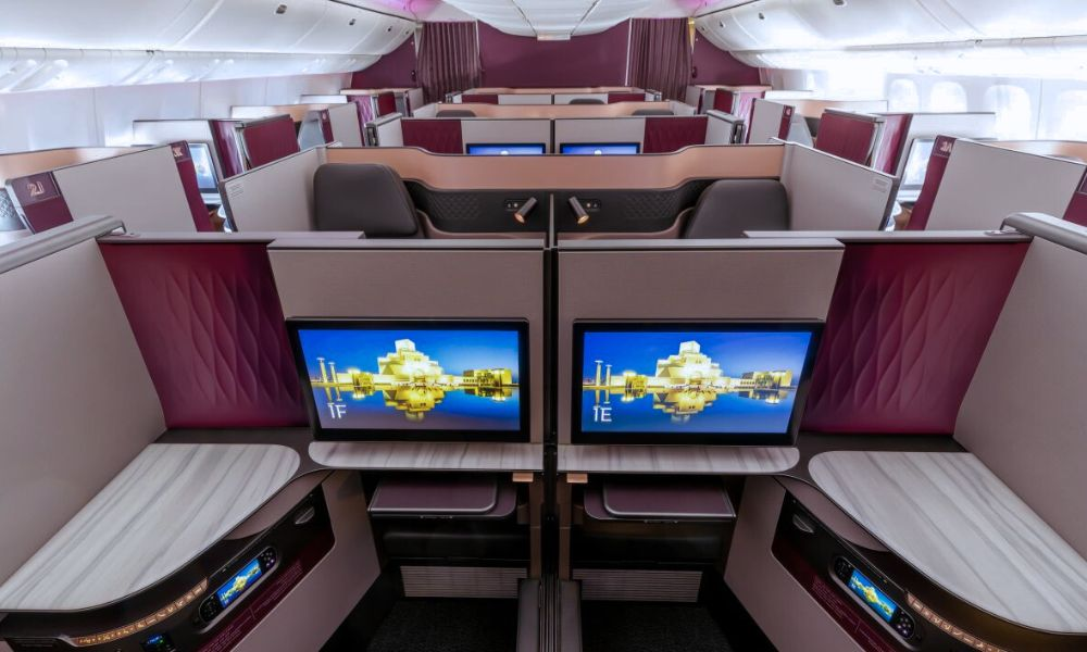 Qatar Airways Qsuite centre pair on the Boeing 777-200LR